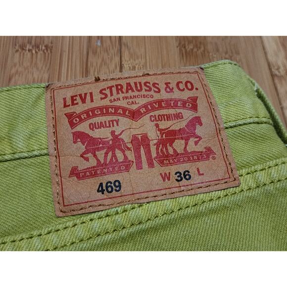 Levis 469 Shorts Mens 36x12 Light Green Loose Red Tab 5 Pocket Jean Denim Casual - Picture 3 of 9